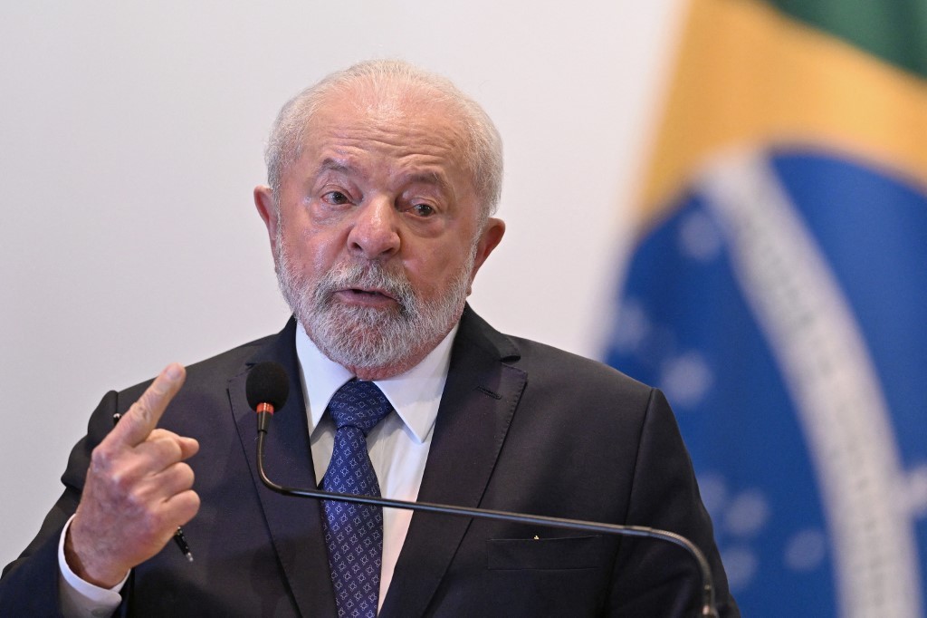 Ipec: governo Lula é aprovado por 37% e reprovado por 28%