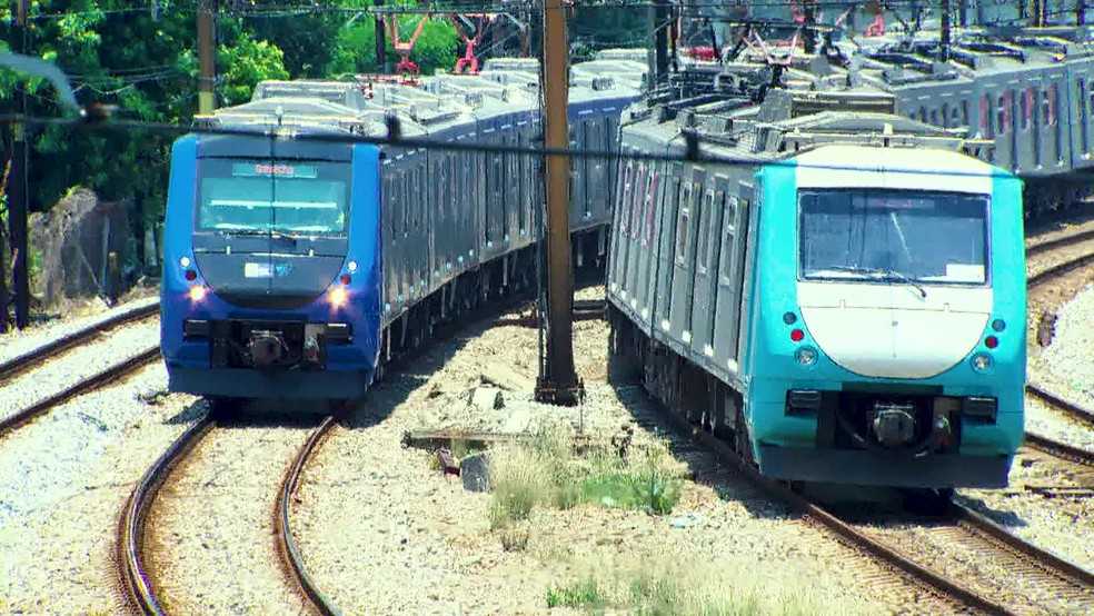 Fotografia de trens da SuperVia em julho de 2019  — Foto: Reprodução/ TV Globo