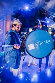 O Banco Master de Investimento realizou uma ação especial com uma banda de carnaval
