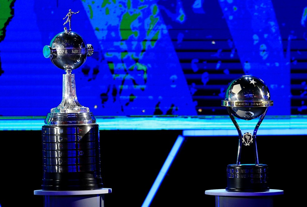 Sorteio Libertadores e Copa Sul-Americana 2020 — Foto: REUTERS/Jorge Adorno