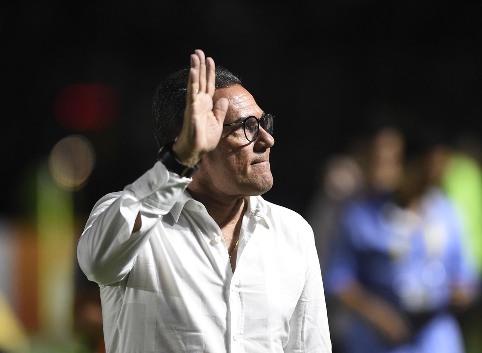Vanderlei Luxemburgo não fica no Vasco em 2020 — Foto: André Durão/GloboEsporte.com