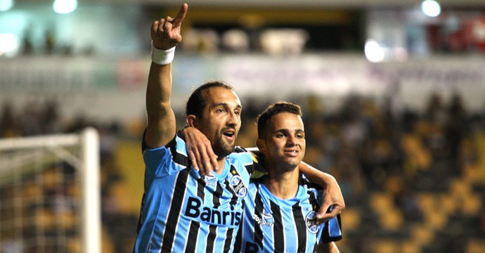 Ataque do Grêmio desencanta e faz 20% dos gols no Brasileiro em 2 jogos