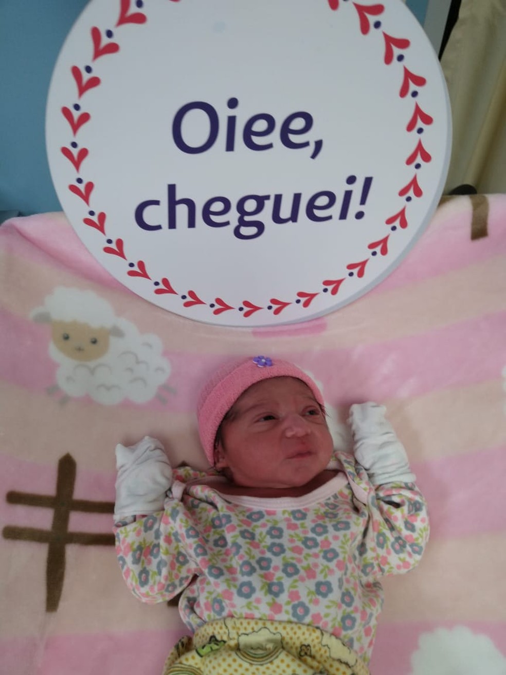 A caminho da maternidade, bebê nasce em base da BR-040 na Grande BH — Foto: Divulgação/Via 040