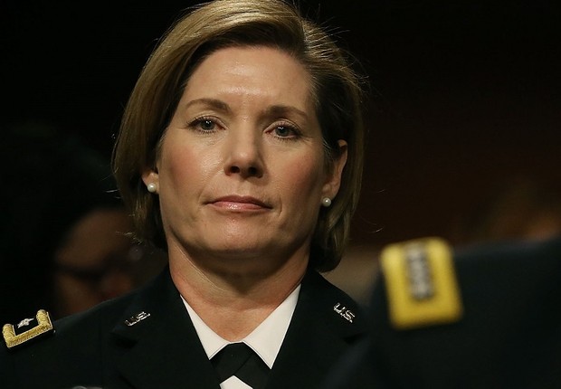 Mulheres podem chegar a general e comandar tropas do Exército - O