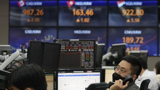 Bolsas da Ásia fecham em alta com China e Fed no radar