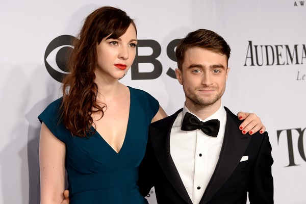 Daniel Radcliffe e sua namorada, a atriz Erin Darke (Foto: Getty Images)