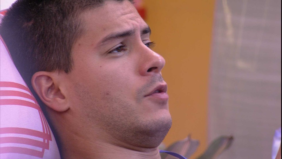 Arthur explica por que não colocou Jade Picon no Monstro do BBB 22 — Foto: Globo