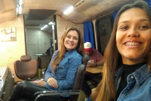 Roberta Felipe e Adriana Esteves (Foto: Instagram)