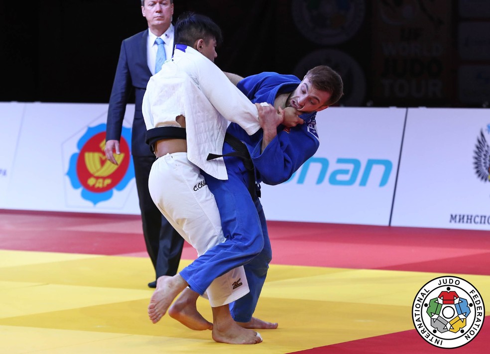 Charles Chibana é prata no Grand Slam de judô na Rússia (Foto: Divulgação IJF)