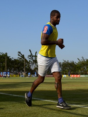 Sonhando com Seleção, Dedé conta os dias para voltar a jogar no Cruzeiro