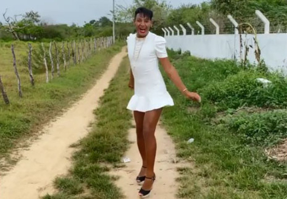 Influencer baiano viraliza com vídeo paródia de vinheta de fim de ano da Globo e participa do Fantástico — Foto: Reprodução/Redes Sociais