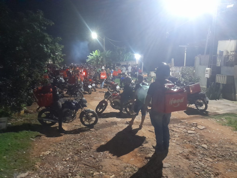 Motoboys fizeram um protesto após confusão com colega em Rio Branco — Foto: Arquivo pessoal