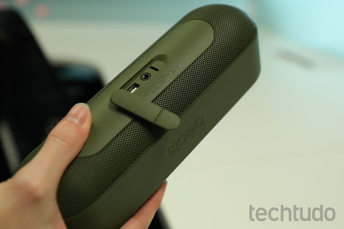 Beats Pill+ (Foto: Yuri Hildebrand/TechTudo) Beats Pill+ (Foto: Yuri Hildebrand/TechTudo)