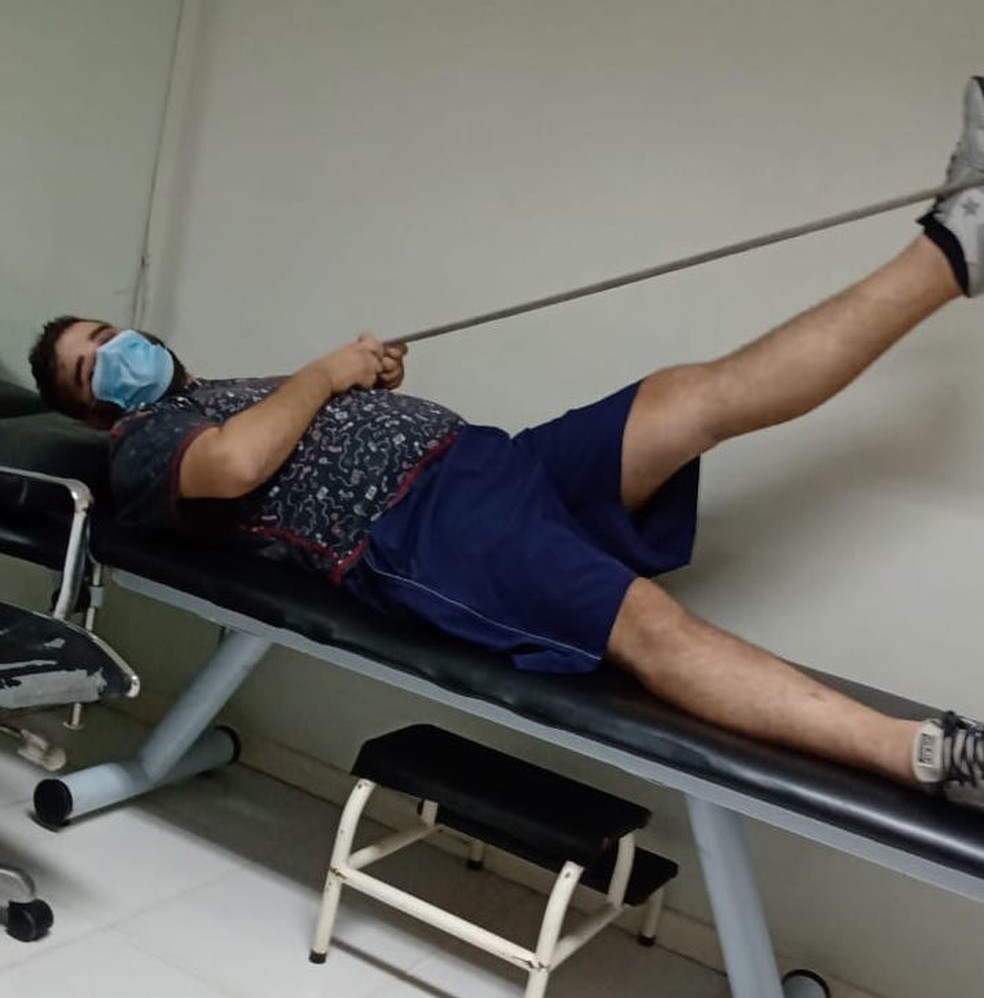 Robert precisa fazer fisioterapia para se recuperar totalmente da Covid-19. — Foto: Arquivo Pessoal