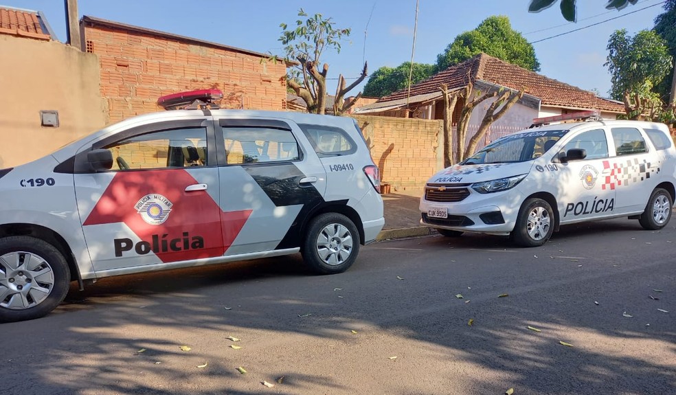 Idoso &eacute; preso suspeito de matar companheira estrangulada com cinto em J&uacute;lio Mesquita &mdash; Foto: Pol&iacute;cia Militar/Divulga&ccedil;&atilde;o