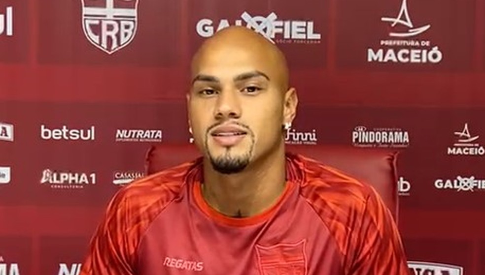Nicolas Careca se recupera de uma lesão no tornozelo — Foto: Reprodução/CRB
