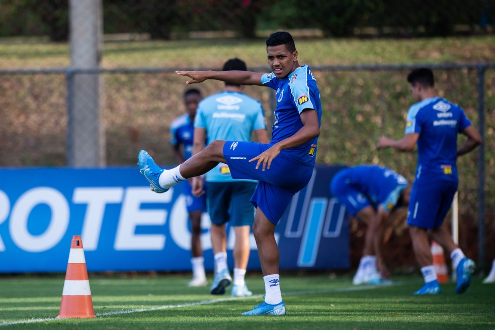 Pedro Rocha vive expectativa para voltar a atuar na reta final do Brasileiro — Foto: Bruno Haddad/Cruzeiro