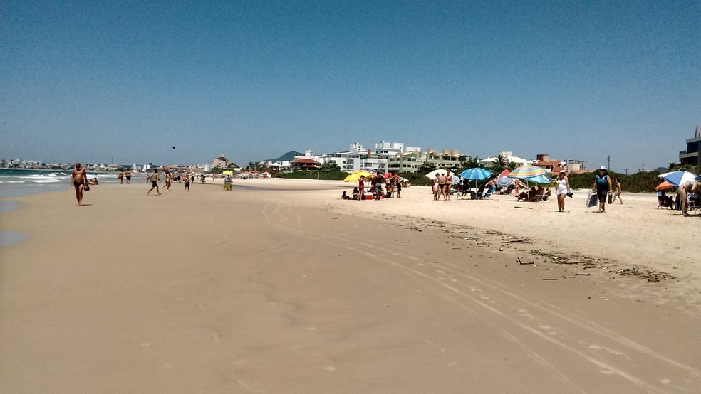 Praia de Ingleses, FlorianÃ³polis â Foto: JucÃ©lia Caldas/DivulgaÃ§Ã£o
