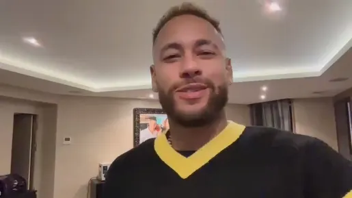 Sem declarar voto, Neymar agradece 'visita ilustre'; vídeo