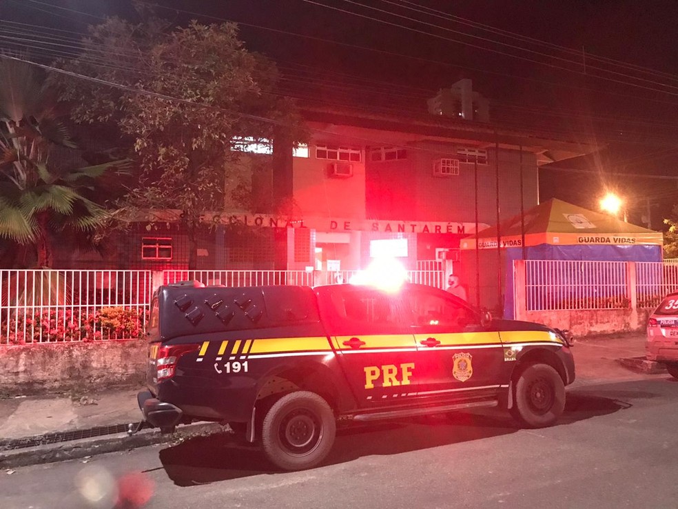 PRF de Santarém prende homem com mandado em aberto pelo crime de estupro — Foto: PRF Santarém/ Divilgação
