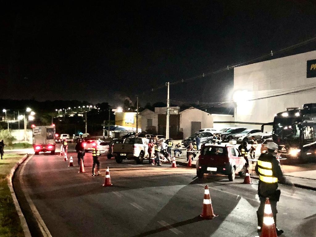 Blitz da Lei Seca prende 10 motoristas bêbados em Cuiabá