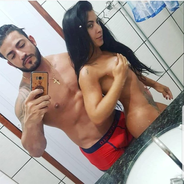 Priscila Pires e o marido, João Reis (Foto: Reprodução / Instagram)