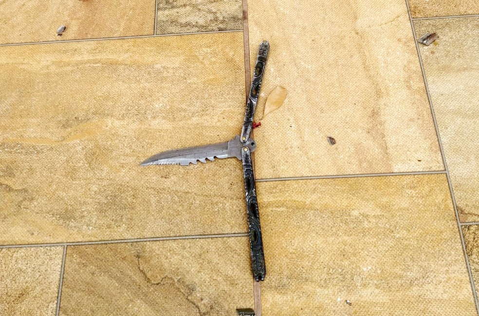 Canivete foi encontra próximo à janela da Capela de São Brás, em Presidente Prudente — Foto: Capela de São Brás/Cedida