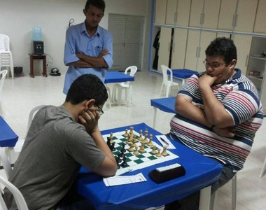 Torneio Profissional Chess Clock Master Com Xadrez