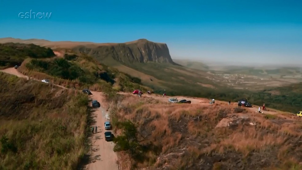 Serro Azul, cidade fictícia de 'O Sétimo Guardião', fica localizada em vale e Serra da Canastra foi escolhida como locação — Foto: Gshow
