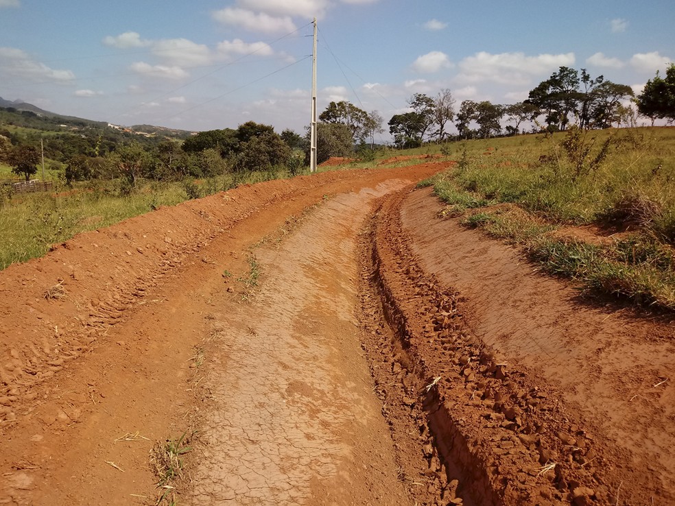 Obras de revitalizaÃ§Ã£o das nacentes serÃ£o feitas em pelo menos 14 cidades do Centro-Oeste atÃ© 2020, segundo secretaria de Agricultura do Estado â Foto: DivulgaÃ§Ã£o/Governo de Minas