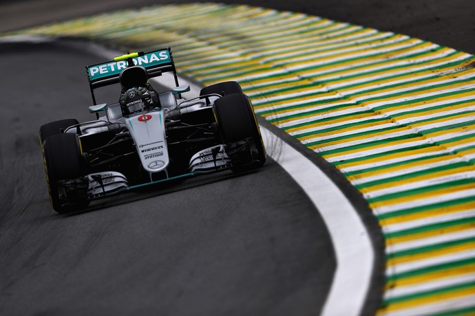 Nico Rosberg lidera o último treino para o GP do Brasil (Foto: Getty Images)