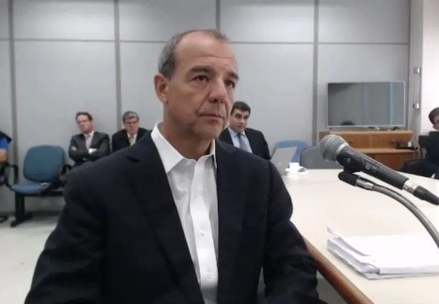 O ex-governador do Rio de Janeiro, Sérgio Cabral (PMDB), presta depoimento ao juiz Sérgio Moro em Curitiba (Foto: Reprodução/YouTube)