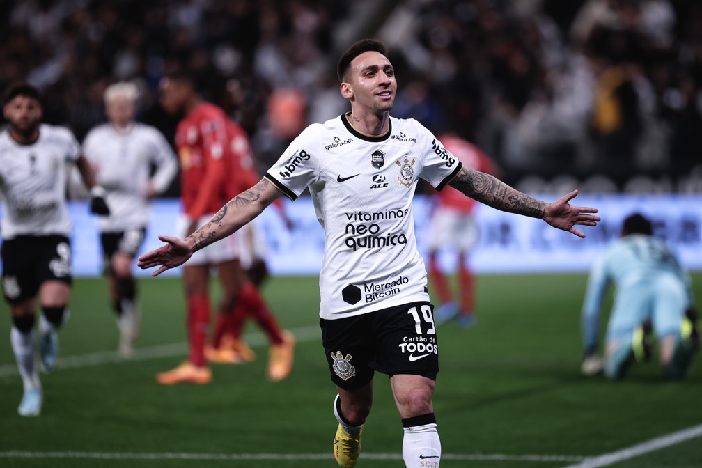 Gustavo Mosquito chega a 14 gols em Itaquera e entra no top-5 da artilharia histórica da Arena