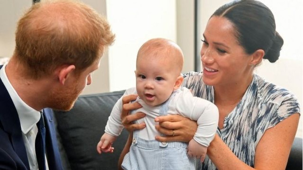 Harry, Archie e Meghan agora vivem nos Estados Unidos — Foto: PA/BBC