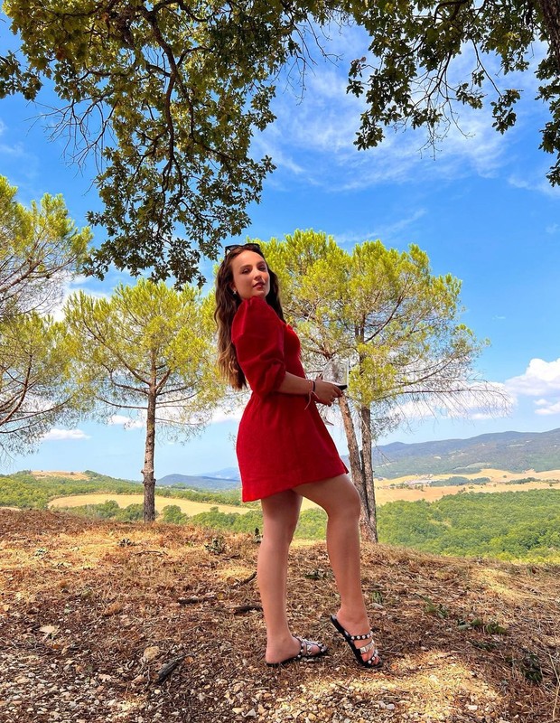 Larissa Manoela na Itália (Foto: Reprodução/Instagram)