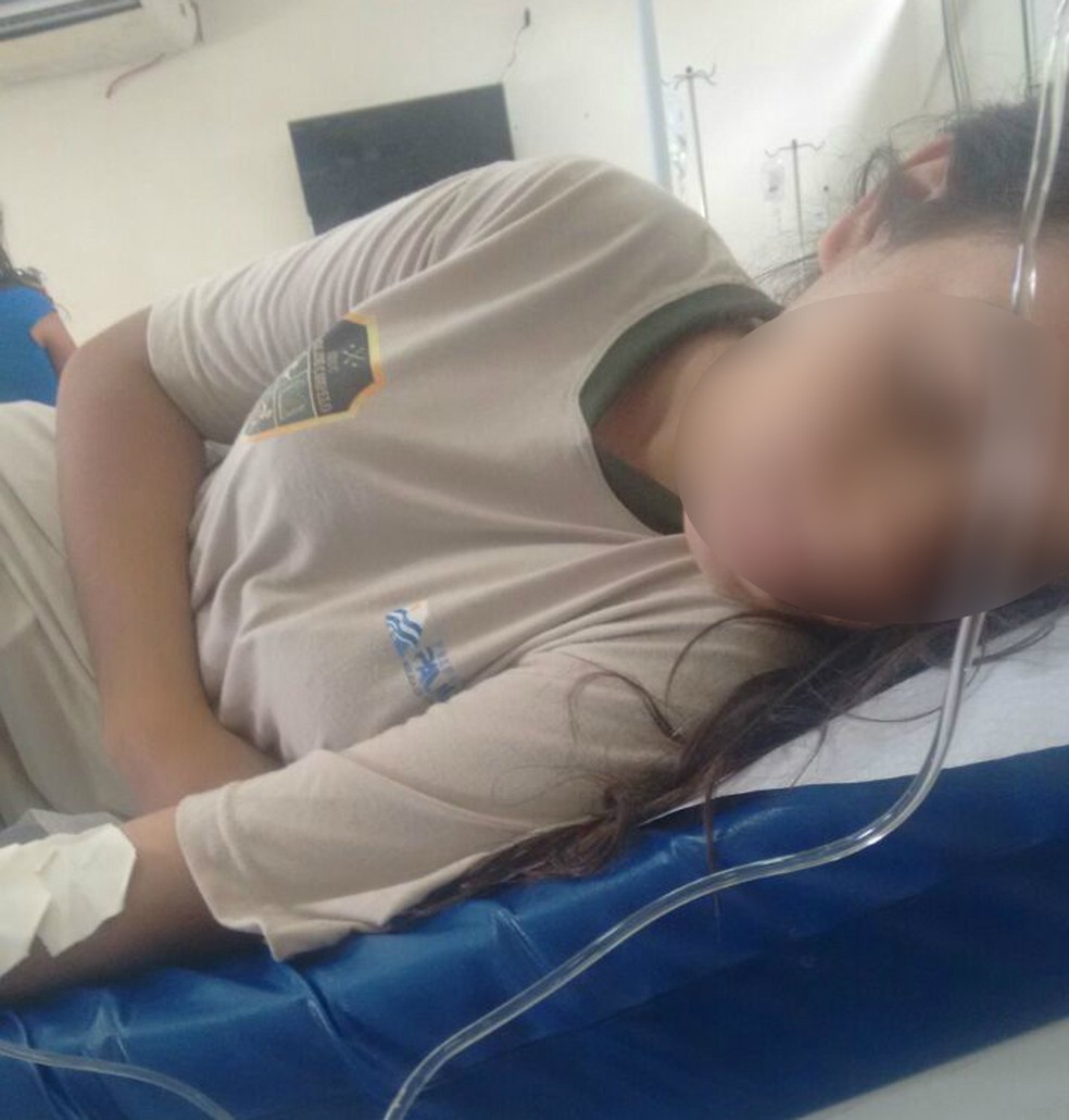 Menina ficou internada após desmaiar em escola (Foto: Arquivo pessoal)