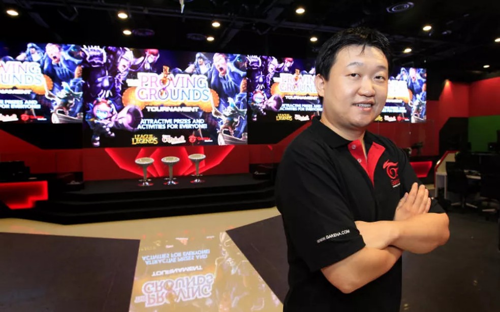 O singapurense Forrest Li é o proprietário da Garena, publicadora do Free Fire — Foto: Reprodução/Singapore Press Holdings 