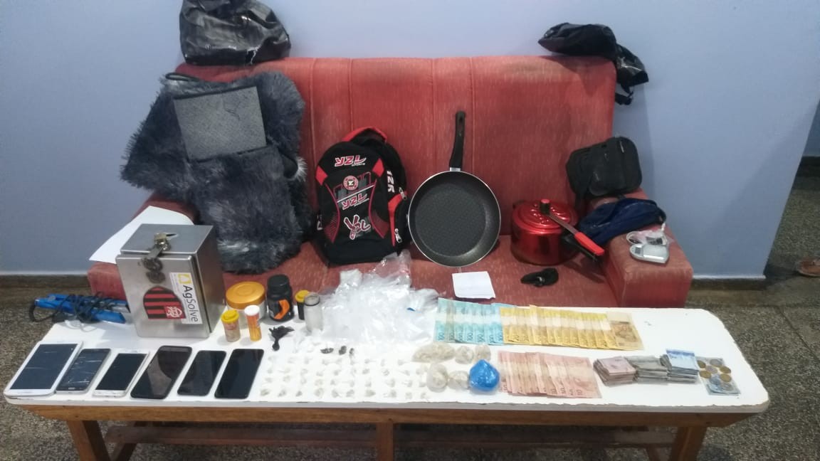 Dois homens são presos e adolescente é apreendido por tráfico de drogas em Tefé, interior do AM 