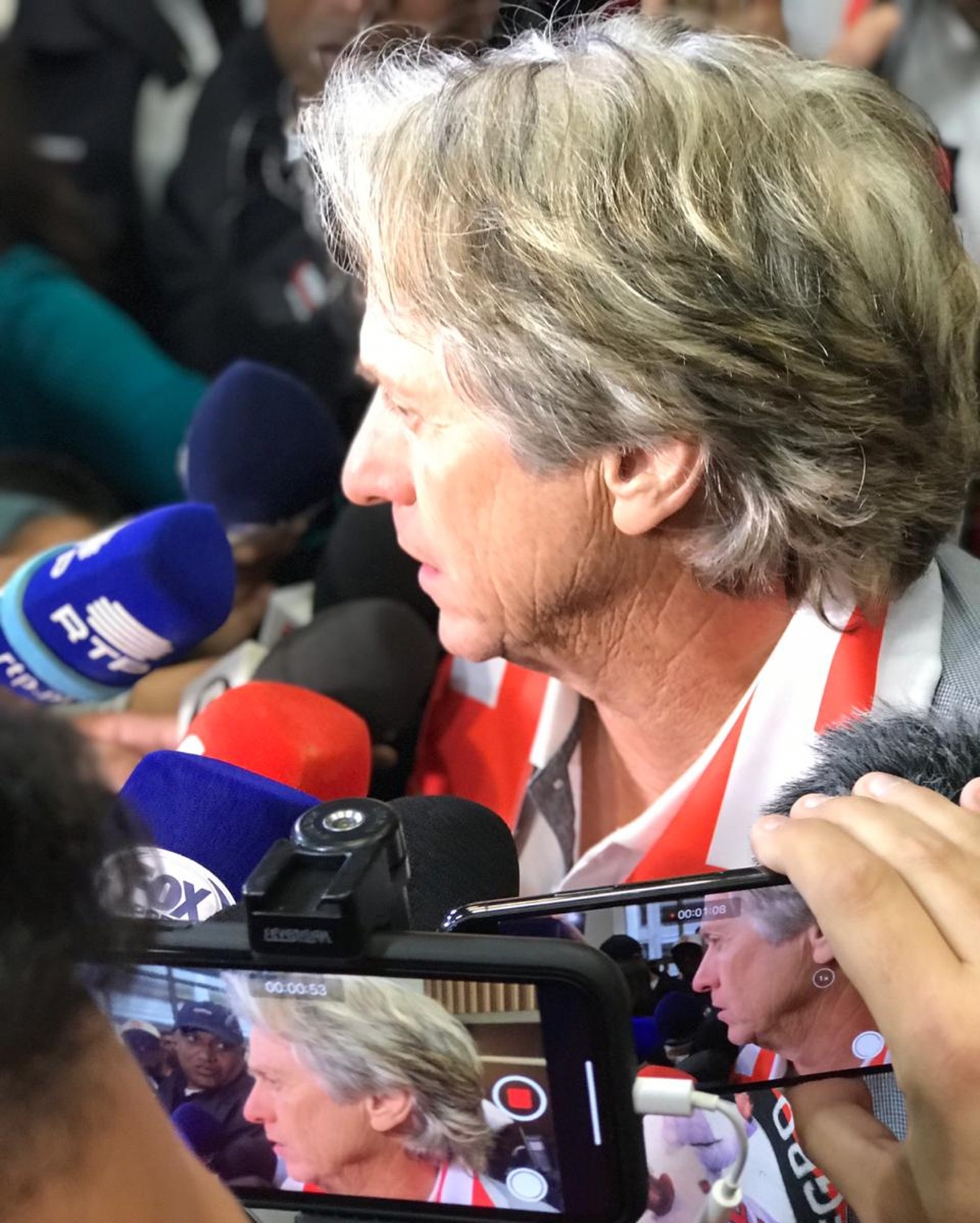 Jorge Jesus chega ao Rio e vai conhecer a torcida durante Fla-Flu