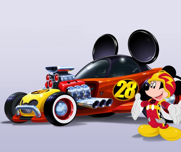 Mickey com seu possante carro de corrida (Foto: Divulgação: Disney)