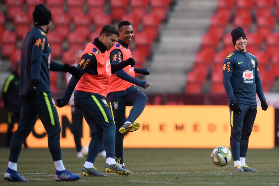 Escalação da Seleção tem seis mudanças para amistoso contra a República Tcheca