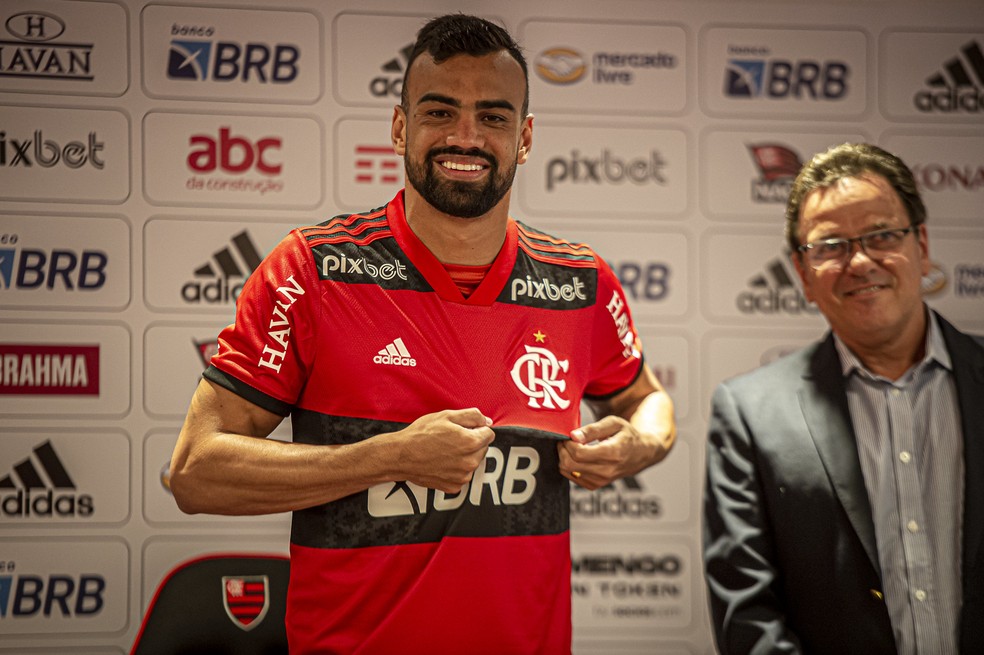 Fabrício Bruno é apresentado como reforço do Flamengo — Foto: Paula Reis/Flamengo