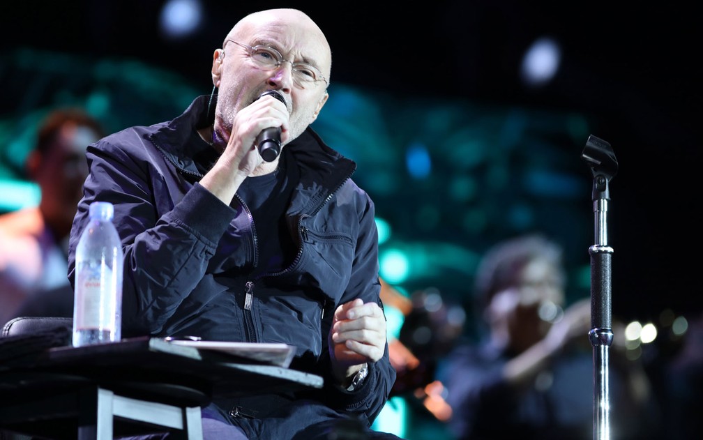 Phil Collins durante show no Allianz Parque, em São Paulo, no sábado (24) (Foto: Celso Tavares/G1)