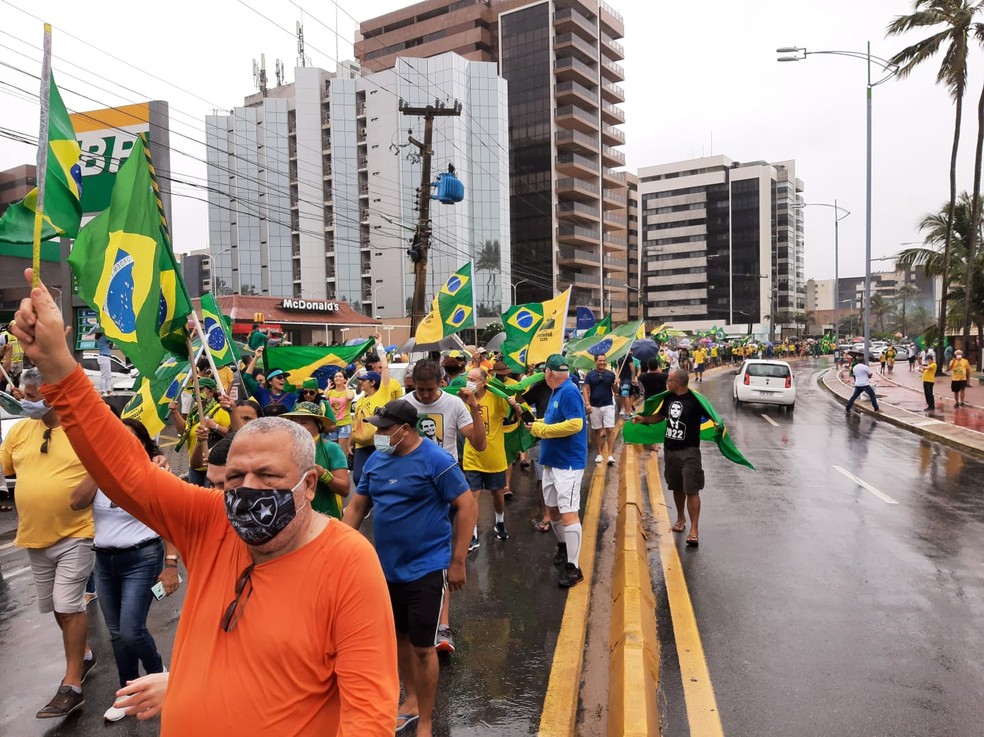 Maceió, 1 de agosto - Ato em favor de Bolsonaro e do voto impresso — Foto: G1