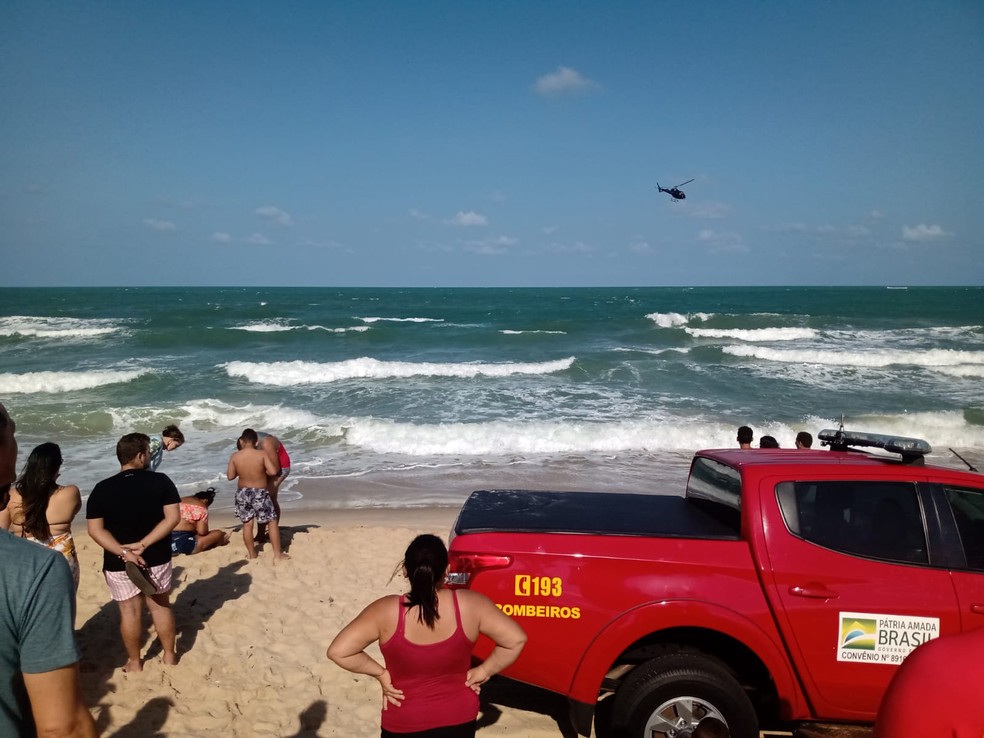 Duas pessoas morrem afogadas na Praia da Redinha e adolescente de 15 anos  está desaparecida; bombeiros fazem buscas | Rio Grande do Norte | G1