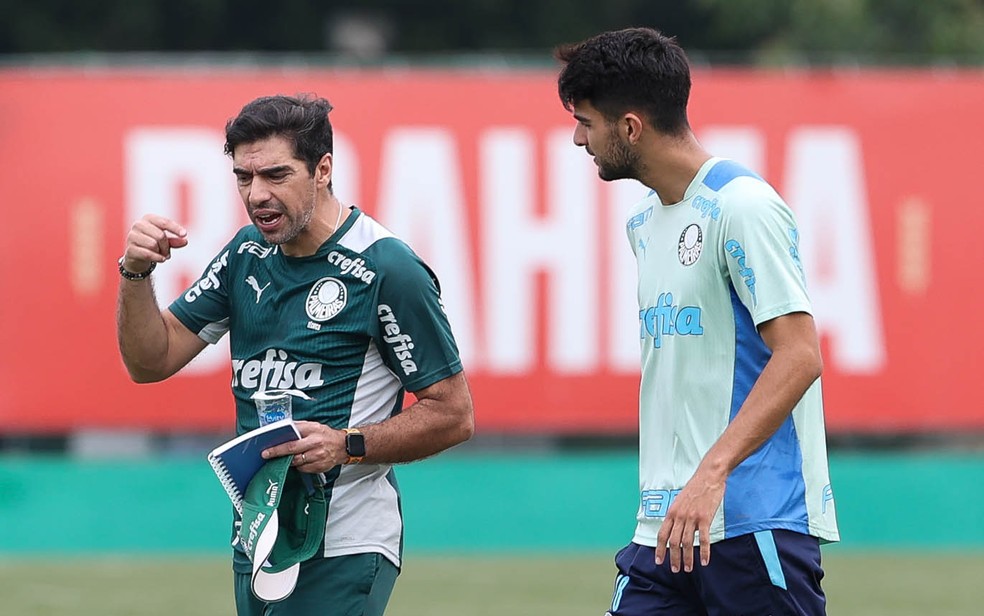 Maldição de Borja? López perde espaço e amplia sina do Palmeiras com atacantes estrangeiros
