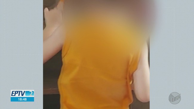 Pais denunciam escola do filho por maus-tratos em Ribeirão Preto, SP
