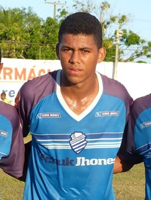 Emprestado ao Grêmio, atacante Pilar tem direitos fixados em R$ 100 mil