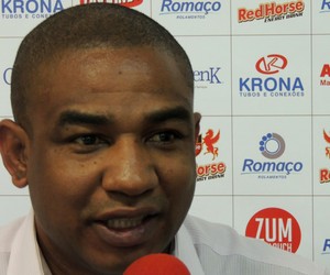 César Sampaio gerente de futebol Joinville (Foto: Renan Koerich)
