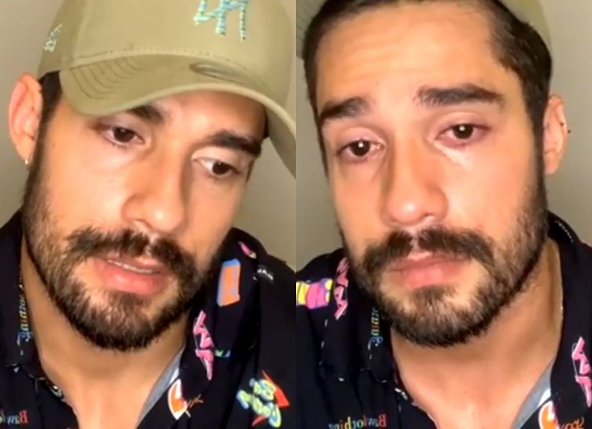 Arcrebiano chora em live (Foto: Reprodução/Instagram)